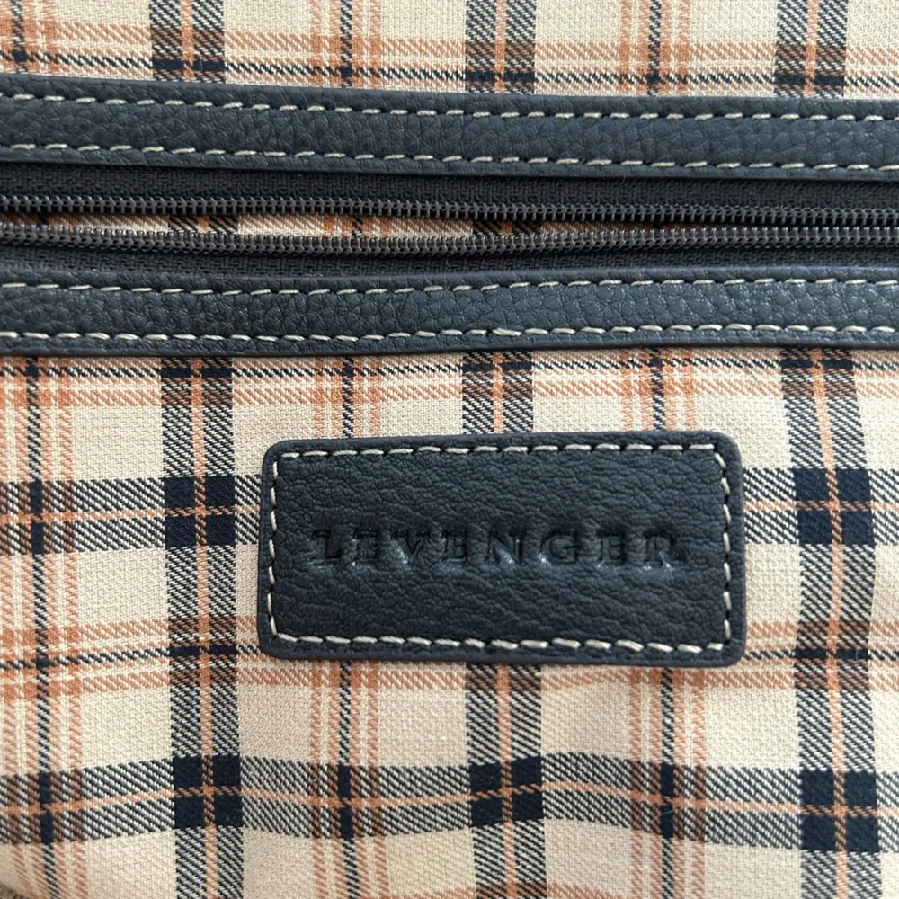 LEVENGER Leather Briefolio - Picture 7 of 7